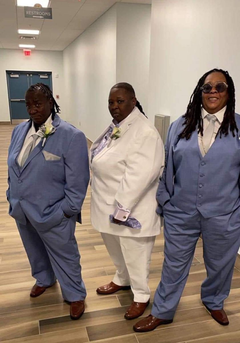 KhadiDon's tweet photo. The Isley studders is crazy 😂😂😂😂😂 https://t.co/GBMohzahNf