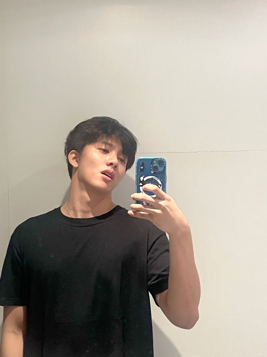 kenmeridor's tweet photo. Happiest Birthday @eclipse_clyde ππ Wish you all best, stay safe and enjoy your day π«Ά Goodluck to all future endeavors ππ»π
A CLYDEtastic Seal-ebration
#CLYDEbrating
#CLYDEfulBirthday
#EclipseCLYDE https://t.co/b31Sj932Ae