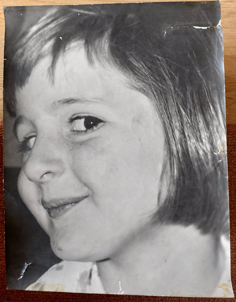 itsAssie's tweet image. Je vindt nog eens wat bij het opruimen. Foto van zo&apos;n 60 jaar geleden #tripdownmemorylane