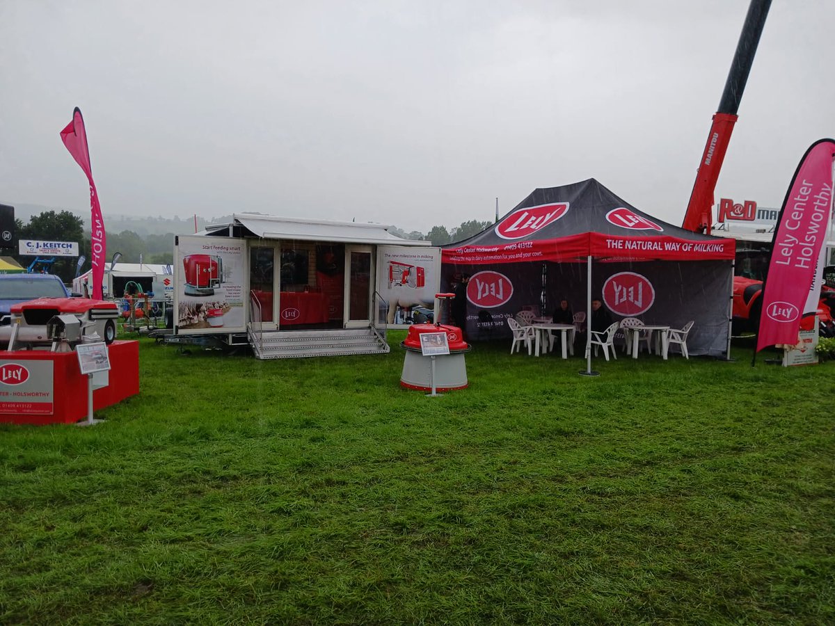 LelyHolsworthy's tweet photo. 🐄 It's show time! We're at the @HonitonShow1890 today, call in & visit the team on stand 143 in Avenue B.
📍 Location: Honiton Showground, Stockers Farm, Gittisham, Honiton, Devon, EX14 3AW
#lely #lelyholsworthy #showtime #agriculturalshow #farmingshow #farminguk #devonfarming https://t.co/YFVsCx4kSq