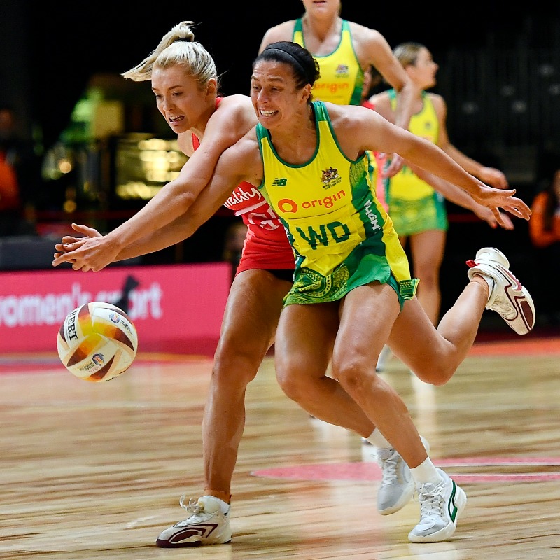 SkySportsNews's tweet photo. England beat Australia in the Netball World Cup for the first time to finish top of Pool F 🌹