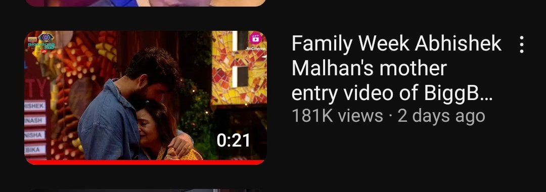 Bigbosskhabri__'s tweet photo. #BiggBossOTT2 Family WEEK
Views comparisons on our youtube Channel
#ElvishYadav Dad #1Million Views
#ManishaRani Jad and Avinash
#400K Views
#AbhishekMalhan Mom #181K
#ElvishYadav is going strong each passing day over youtube https://t.co/w4aXLEEp1a