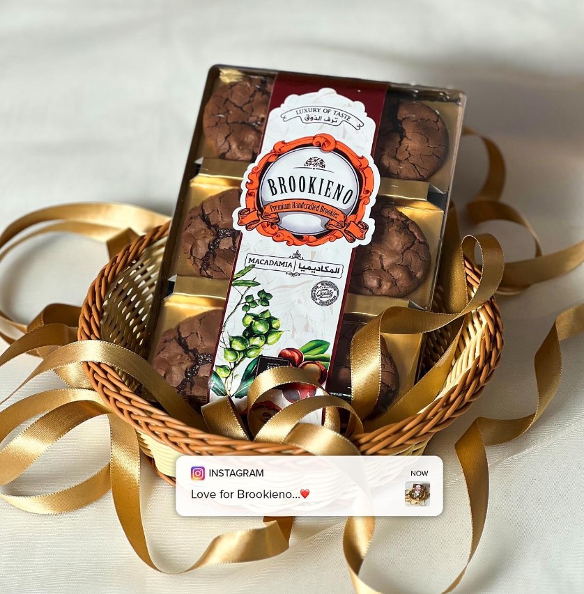 Brookienoksa's tweet photo. Looking for a little pick-me-up to brighten your day? Look no further than the rave reviews from our satisfied customers who can't get enough of Brookieno's delicious brookies!
https://t.co/Fo0tTlQtNf
#brookieno #brookies #chocolate #brownies #cookies #customerexperience https://t.co/GrtB72MQNk