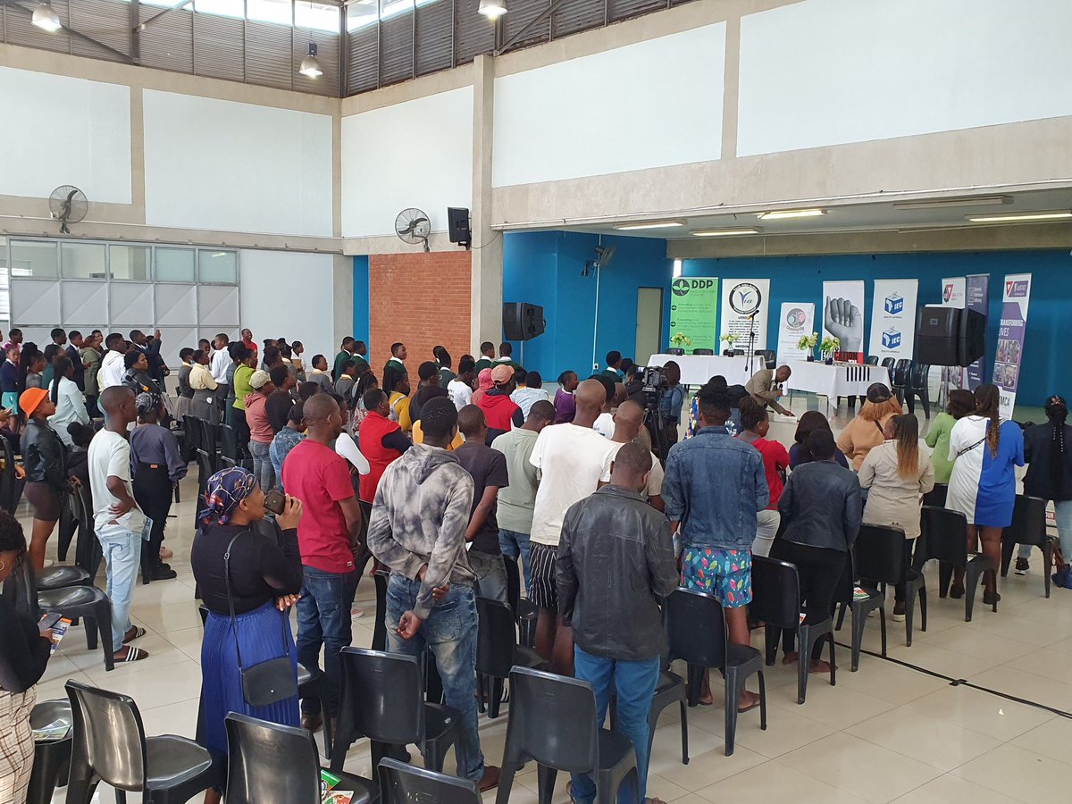 Sphamandla tweet media