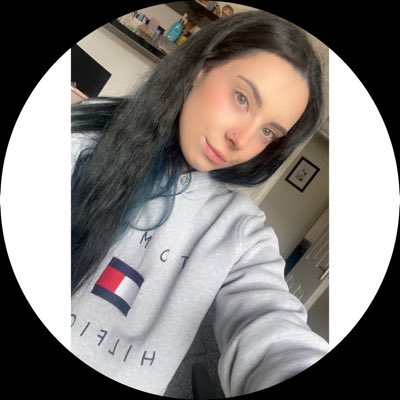 annabelxcorin's tweet photo. #NewProfilePic https://t.co/PFrHr2dVR6