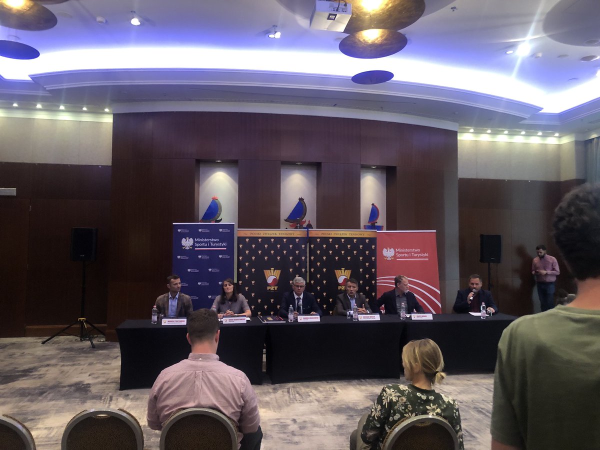 dsenkowski07's tweet photo. Konferencja prasowa Polskiego Związku Tenisowego przed turniejem WTA w Kozerkach https://t.co/ODVEgUx653