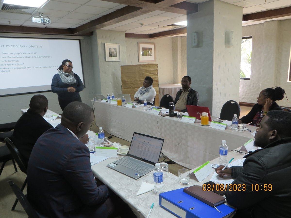 Having a full-day workshop hosted by @giz_gmbh  at Holiday Inn Harare, the workshop aims to improve, develop and build Padare's capacity to report according to GIZ standards. 
@wavengesai 
@ThandoMakubaza 
@Ziphongezipho 
@VingiPaul 
@nhema_kelvin
