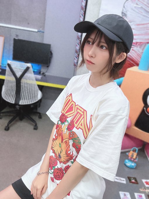 コスプレイヤーえなこのTwitter画像12