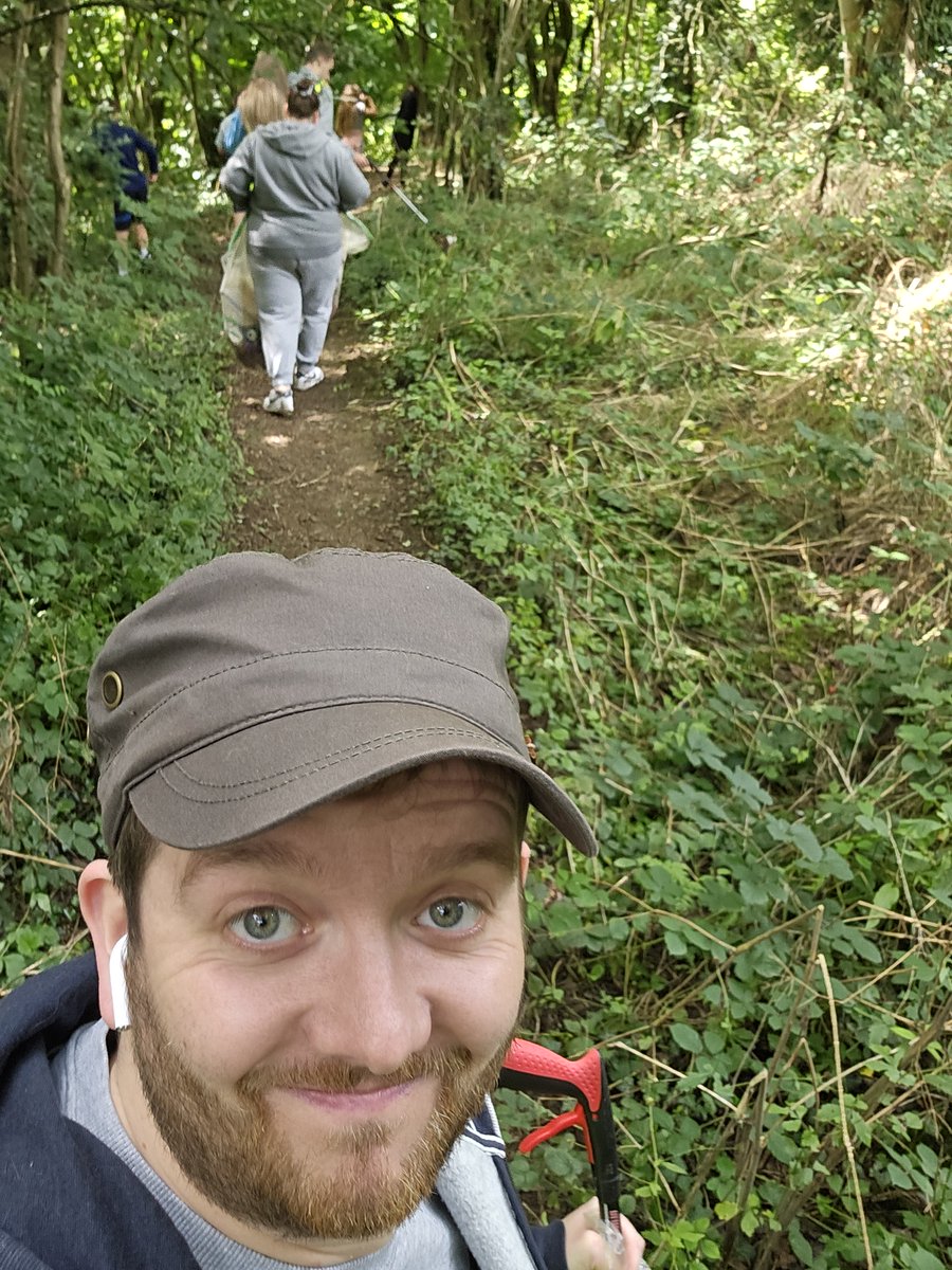 Great work by our Ronald's Rangers from Nuneaton Town Centre for teaming up with Hill Top and Caldwell Big Local and local residents to complete a litter pick around Poyser Park. Together they picked over 12 bags of litter and a dumped mattress 👏👏 <a href="/McDonaldsUKNews/">McDonald's UK News</a>