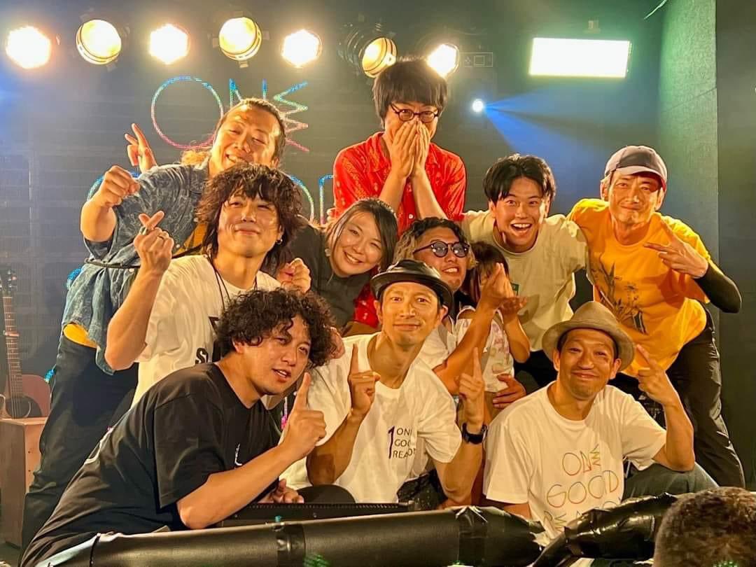 yoyoyotie's tweet photo. 昨日は原宿ルイードにて、SOONERS presents「ONE GOOD REASON」でした♫
みんなおっかねーー!!!!
素敵なアーティストばかりで心が熱くなりました🔥🔥
#ONEGOODREASON
#SOONERS
#湯野川広美
#森盛滋
#吉岡ひろゆき
#横田悠ニ
#永易さちお
#ALLaNHiLLZ
#芳賀義彦 https://t.co/4ls6XJzD7y