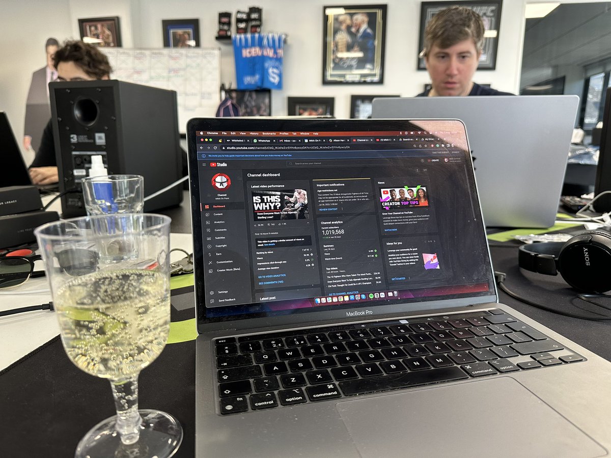 ZacShing's tweet photo. Champagne at 10:11am @mmaonpoint is six years old today! 

🥳🎉🎂

To the boys 
@jasonthehart @TomARansom @Bayliun_Plays @CoolToMe_ @Max_Randall @OvinVithanage @MacMallyMMA and everyone else who has helped along the way! https://t.co/YVpvK0YPAx
