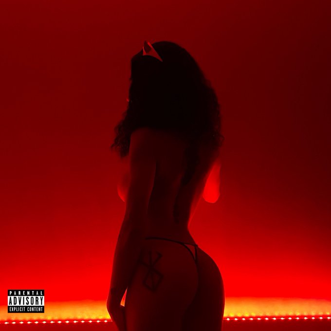 dropped my interlude ❤️  https://t.co/DCMYUew3vd https://t.co/0sh2eU6yuB