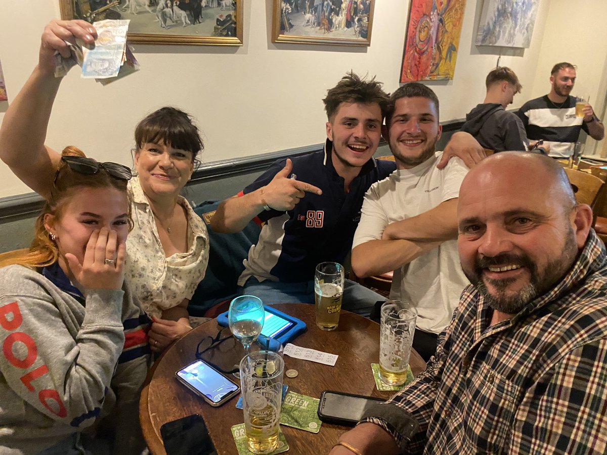 WheatsheafInn3's tweet photo. £223 won on our Higher or Lower last night! 💵

Our Sunday Jackpot is at £100+ this week 🎉

📝‘Big Fat Sunday Quiz’
🗓️Join us 7.30pm, Sunday 6th August to be in with your chance of winning

📞Call us to book: 01905 422481

#worcestershirehour #yourriversidelocal https://t.co/DFFnUN1jOL
