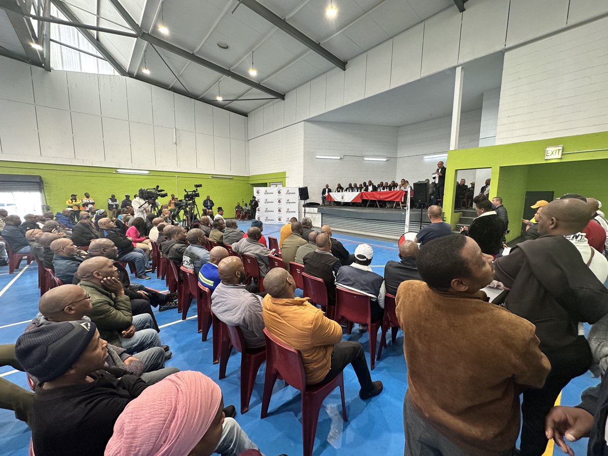 EFFWesternCape_'s tweet photo. The PC, CMSR Ntame at the SANTACO meeting currently underway in Khayelitsha.  

Different associations &amp; community organisations are here to express their disgust at the ⁦@CityofCT⁩’s frivolous impoundments of taxis. #JPSmithMustFall

ENOUGH IS ENOUGH! GENOUG IS GENOUGH! https://t.co/kUFMOSrkO9