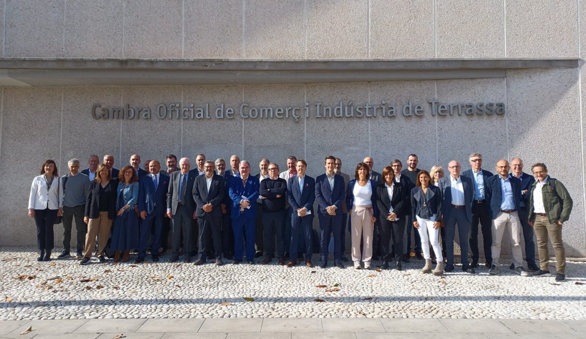 🌐 A LaTevaCambra.cat hi trobes les candidatures a tots els epígrafs. Empreses grans i petites representatives de la nostra realitat per seguir impulsant <a href="/CambraTerrassa/">Cambra de Comerç de Terrassa</a> a favor del teixit econòmic amb el lideratge d'en <a href="/TalamasJRamon/">Ramon Talamàs i Jofresa</a> #LaTevaCambra #EleccionsCambraTerrassa