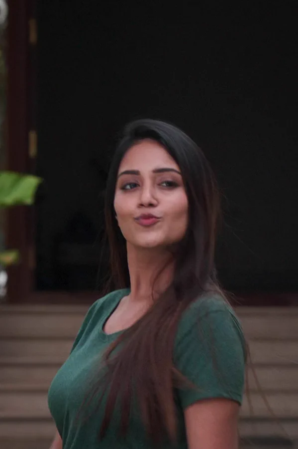 F2mLI9_awAA0-Du?format=webp&name=900x900