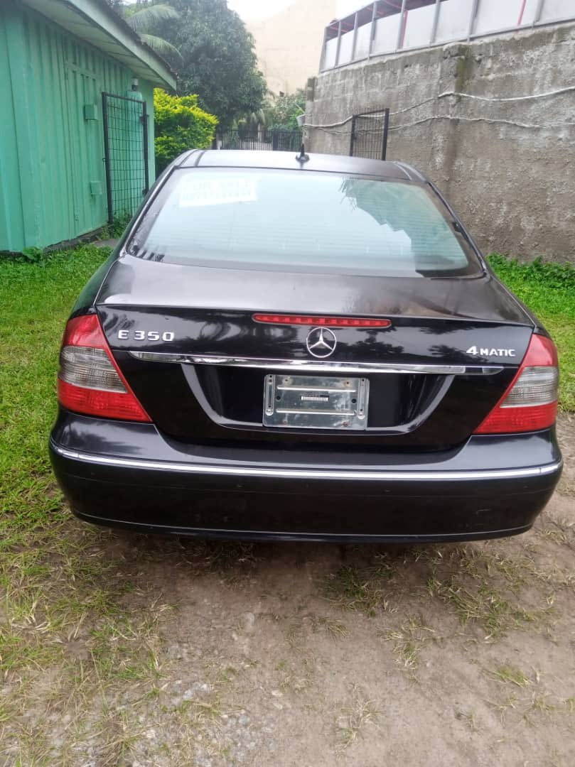 Ambitiousrhatty's tweet photo. Direct toks 
Mercedes Benz E350 4matic
Accident free
5.5m (slightly negotiable)
Location: Benin https://t.co/QxNKl9RrTZ