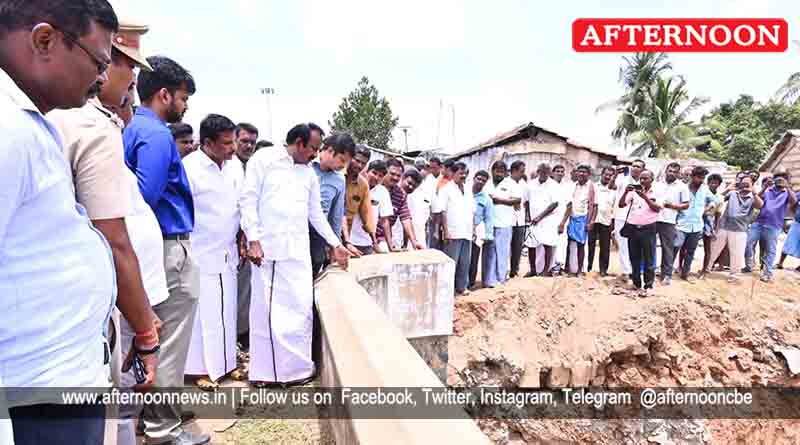 Housing Minister S Muthusamy inspecting the Lower Bavani Project
Read more: afternoonnews.in/article/housin…
#digitalnews #NewsOnline #LocalNews #TamilNews #TnNews #epaper #facebooknews #instanews #afternoonnews #housingminister #smuthusamy #inspecting #project #erodenews