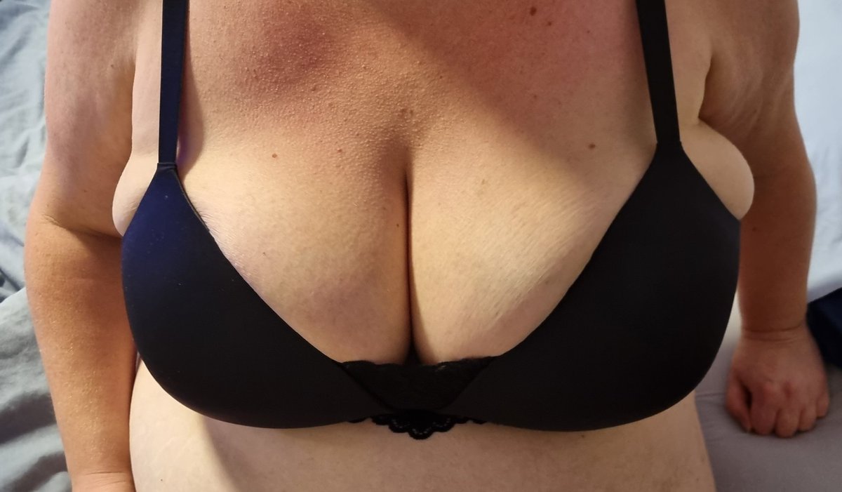 bignaturaltits0's tweet photo. https://t.co/6Ei8GoVLlk
#bigtits #brabuster #blackbra
#44DDDs https://t.co/Z2Gw26fqFX