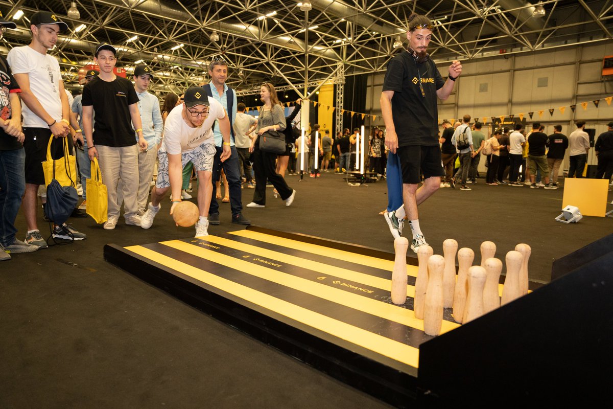 BinanceAngels's tweet photo. Our #Binance Angels made the #BinanceTurns6 event in Tbilisi, Georgia, one to remember!

From helping with registrations, to setting up games, providing on-stage support, and distributing swag - they were fantastic in every aspect! 🌟 https://t.co/FmIQcQGLeA
