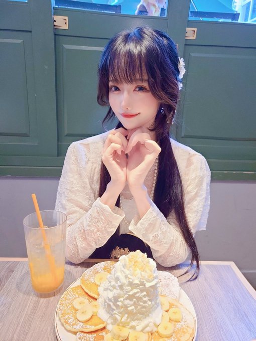 コスプレイヤーしろさきのTwitter画像27