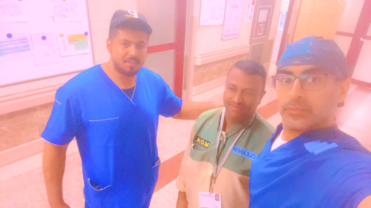 dr_nael_alonan's tweet photo. أنهت شركة #التنظيف اليوم عمل صديقي الصدوق #فريد  وسيرحل الى بنغلادش هو وزملائه إنشالله بكل سلامه ...بعد مارفضوا تحويل إقامتهم ..كان الصديق والاخ للجميع ..فعلا انكم انظف واطهر ...انتم حملتوا قذارة أيدينا  وقلوبنا بكل إبتسامه ..شكرا لكم 💔💔🤍🤍 https://t.co/hk1JVgpYbB