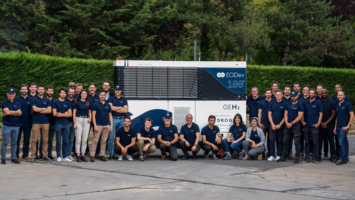 EODev_H2's tweet image. Et de 100 ! ⚡🎊
Nous sommes très heureux et fiers de #fêter notre #100ème GEH2®. Quatre ans après la création d'#EODev c’est un véritablement accomplissement pour l’ensemble de l’équipe qui oeuvre pour une solution #durable qui ouvre la voie de la #transition énergétique.