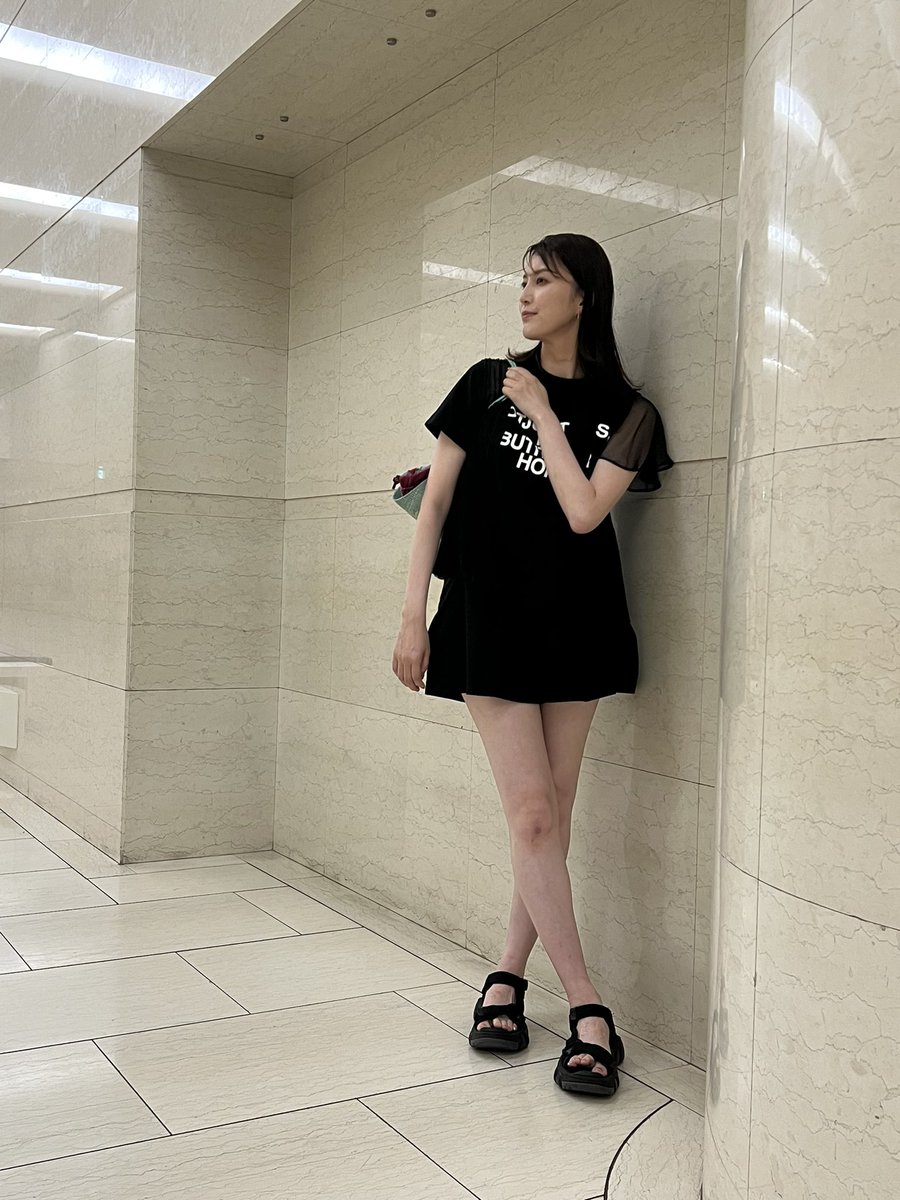 asakamanatomg's tweet photo. 鈴本さん本当にすごい！こんな大変な数々の出演者を捌いていくデキる女！
会社員の朝夏まなと、新鮮です。
中川晃教さんや花乃まりあさんとの対談も、とにかく面白くて取材記事も楽しみにご覧くださいね！
#シャインショウ　#SHINESHOW
笑えて元気になること間違いなし！ https://t.co/Sjaws1Hsxz