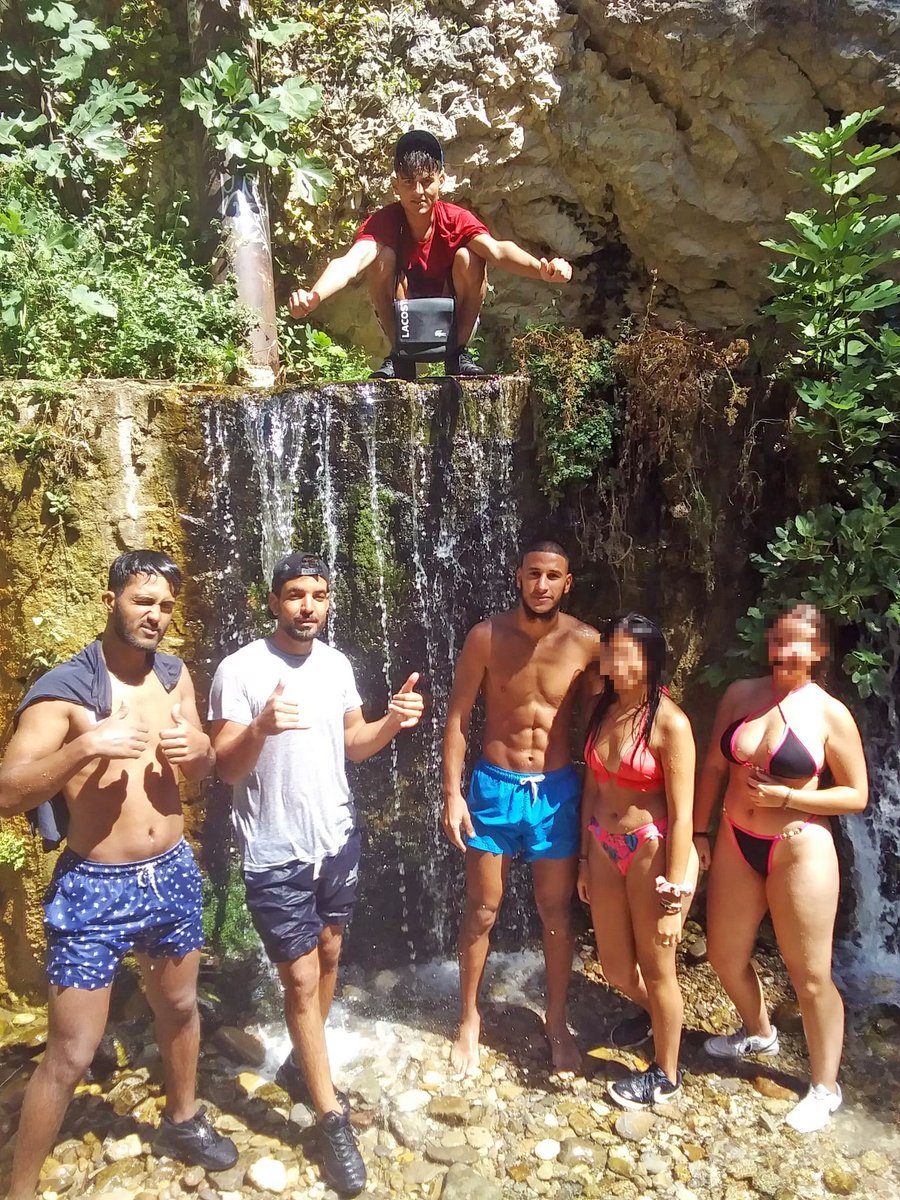funddonbosco's tweet photo. Maktub en árabe significa destino y a veces es caprichoso..
La E2O @funddonbosco #Jaén ha reunido en el #summertime a jóvenes de #Buzzetti y del Coils San Martín con el objetivo de hacer más divertido el camino hacia su #maktub.
Excursión a Río Frío donde #compartir #disfrutar https://t.co/p4l3kJL1xE