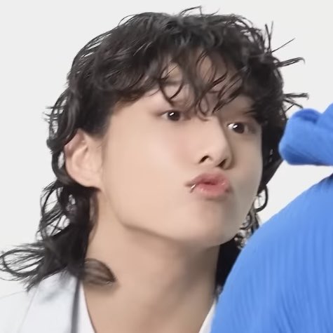iHoldKoo's tweet photo. gimme this pic rn???? https://t.co/26kJdAfmHT