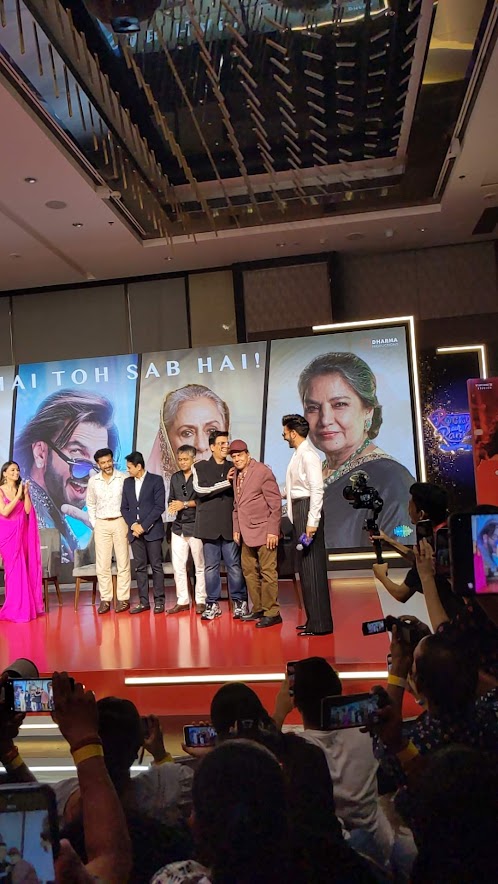 #AliaBhatt #RanveerSingh
#KaranJohar and entire starcast of #RockyAurRaniKiiPremKahaani at the Success Event 🌟
🎊🥳 This magical love story has won hearts worldwide. 🙌❤️