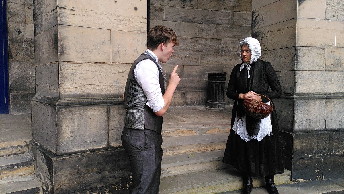 Geowalks's tweet photo. Great to have the team back together for a 2nd #edinburghfringe run of @DarwinEdinburgh - passion, sea creatures, stuffed birds and geology in our theatrical walking tour through the city centre. Show starts tomorrow, 2pm every day til 13 August. Some tickets still available π. https://t.co/38e0n0Tljs
