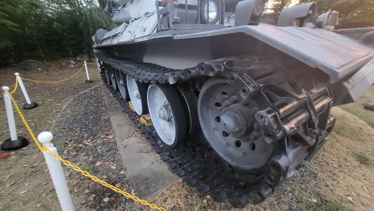 shijimi_atelier's tweet image. ウェザリングの勉強に来ました😍

めちゃめちゃ勉強になりました✨

#74式戦車
#74式