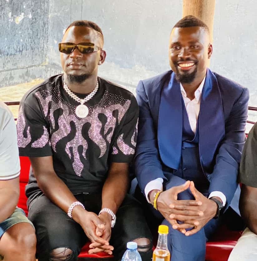GreatstevensUg's tweet photo. Coming together is the beginning, staying together is a progress, working is a success.....@PatoLoverboy1 peace high ✌️Broda 🖤🦅

#AfroNorthFestival17Sepy #ObinenConcert10Sept #Confirmed #Trendings #Trend #virals #Worldwide 🥳🔥🔥 https://t.co/0Q4pAFIlzH