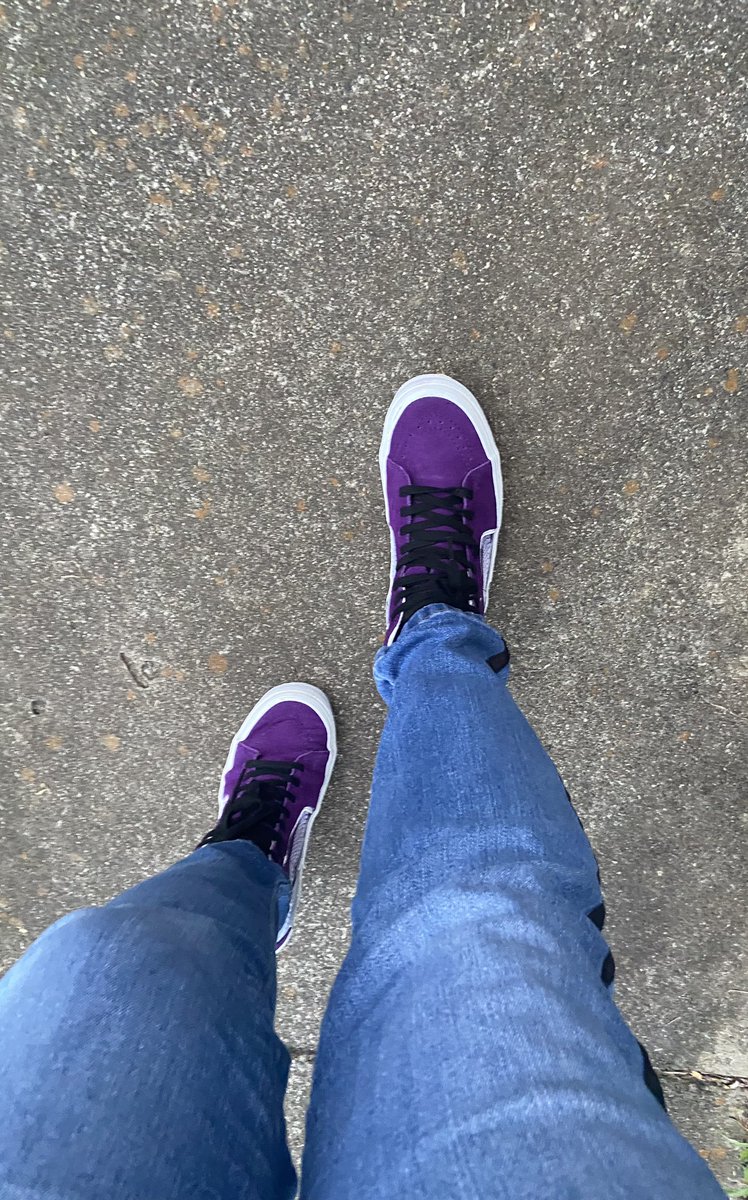 MichelleAFereb1's tweet photo. These feet are made for gaming! Day 2 - Empower Conference 23! Today’s activities will be SWARMING with Super Hornet Pride! Game on! https://t.co/hCsQgJ68qq
