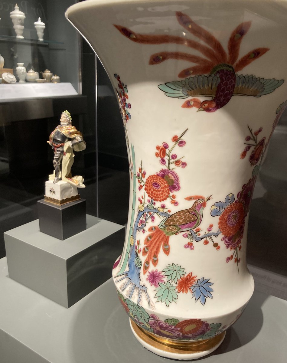 Figure of Augustus the Strong (c1714-20, decorated c1730-40) and Kakiemon-style vase (c1730-33), both Meissen @gardinermuseum