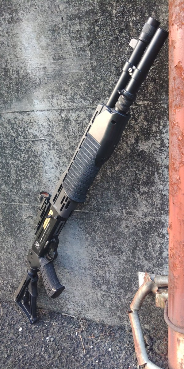 POCHI03070169's tweet image. フリップ工房さんにカスタム
依頼し届きました
0.25ミディアムボディー
カッコぇぇ
しかも無茶苦茶飛ぶ‼️
スゲー((( ；ﾟДﾟ)))
こんなに変わるもんなんだ
ストック付けたら
Gスペくらい

因みに言われてた初期型ですww

#スパス12
#SPAS12
#ショットガン