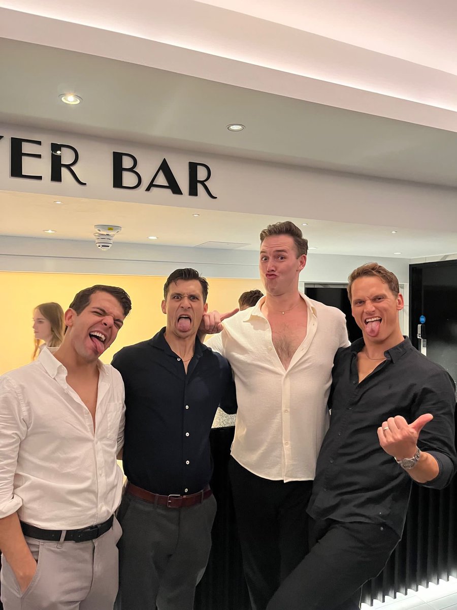 Absolutely loving working with these boys! ❤️<a href="/JerseyBoysUK/">Jersey Boys</a>