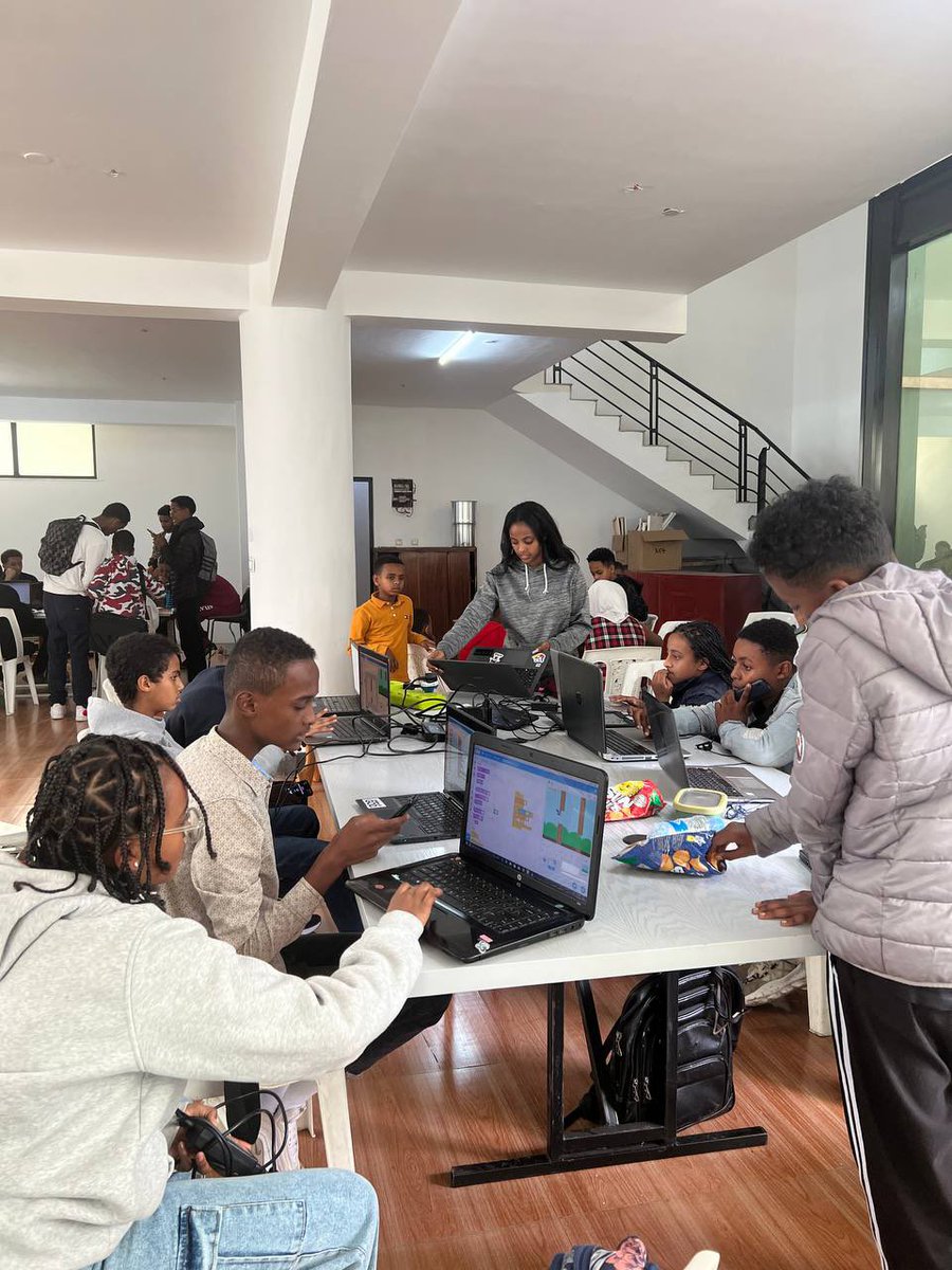iCog__'s tweet image. Our classes are less about individualistic development, and more about growing together.
#iCogACC #SummerCodingCamp #UnleashPotential #RegisterNow #AI #Robotics #CodingForKids
Register now: icogacc.com/register
@iCogACCsummercamp_bot
For more information:…