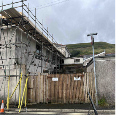 One of our bigger jobs completed this week😍3 sides of a property for roofing works.

If you have any scaffolding requirements, please don't hesitate to contact us!

💥FREE QUOTES😍

📞01495 769169
📧Info@ccscaffoldsystems.co.uk
