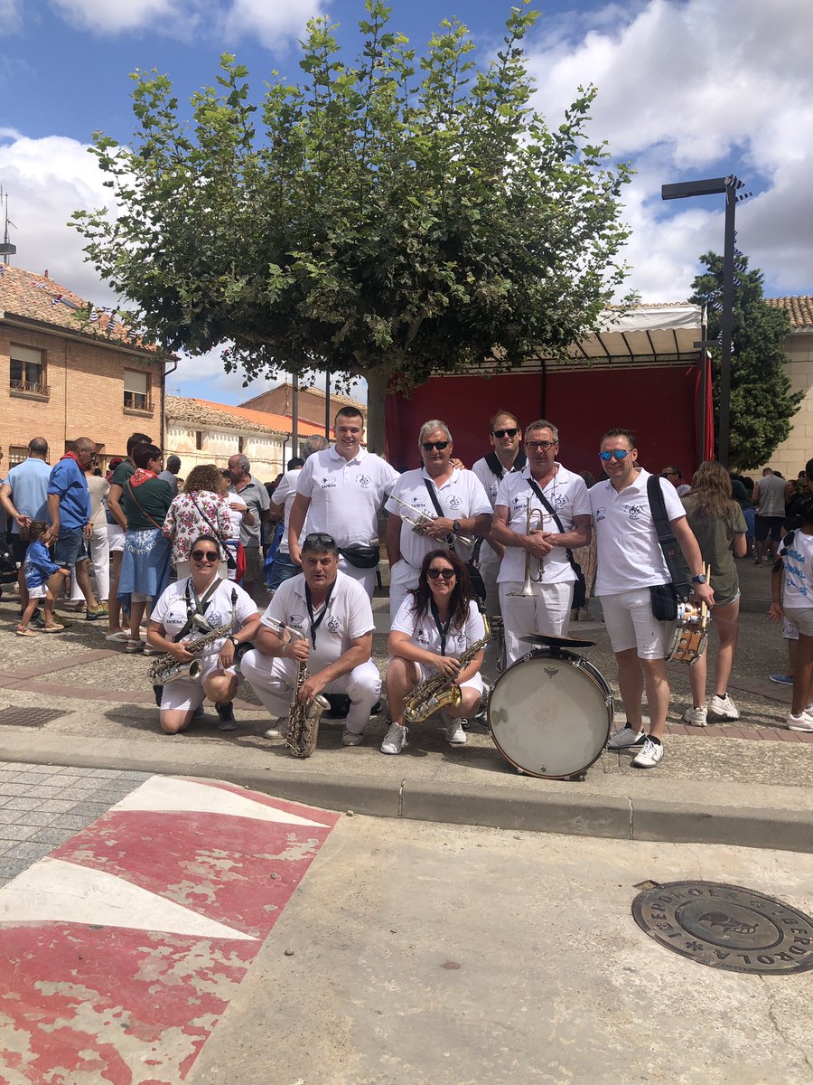 charangacorco's tweet photo. @charangacorco 
Empezamos cinco días por Arrubal
#corcotour23 https://t.co/8T5pPjO9AA