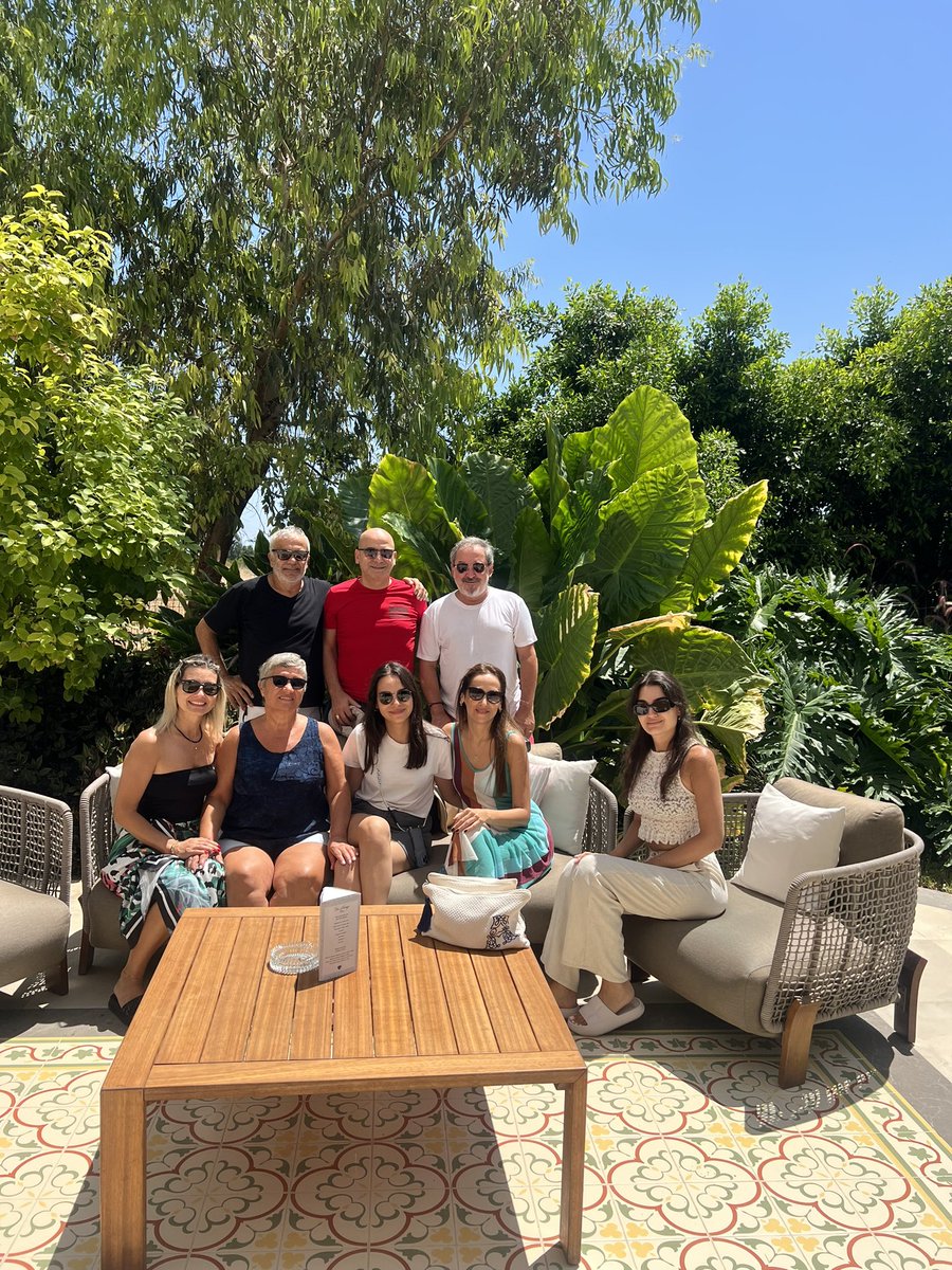ShipArt's tweet photo. #merit lerde tatil bir başkadır.

Bir çok eski dostum ile karşılaştım.

Emeğe geçenlere teşekkürü borç bilirim.

Kalbiniz hep güzel kalsın umudu ile.

#nthol

Ytd https://t.co/GwMjblkDNM