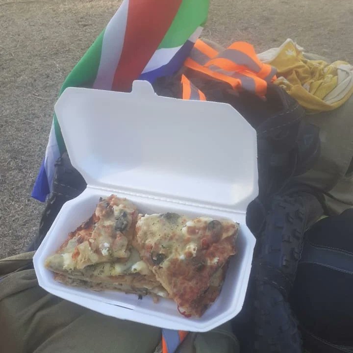 TheShiny_Nugget's tweet photo. On August 2nd, Mr Jan Jakobs made it to Bultfontein, where the kind people of Bultfontein welcomed him and accommodated him

#charity #charitywork #theshinynugget #bicycle #bicycling #travel #southafrica #freestate #odendaalsrus https://t.co/uWbQ0JCqWB