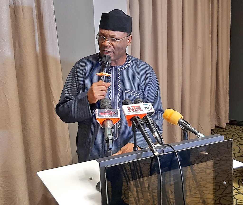 inecnigeria's tweet photo. Day 2:
Opening remarks by the Hon. Chairman INEC, Prof. Mahmood Yakubu at the ongoing 2023 Post Election Review Meeting with INEC Administrative Secretaries in Lagos State.
#PostElectionReview https://t.co/DyKsYI8mUn