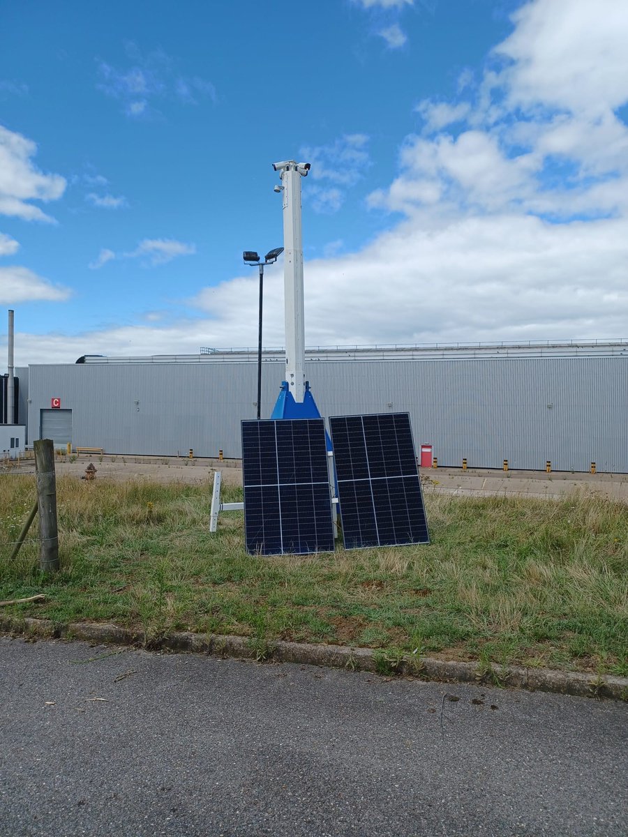 Our Tetra towers have four fixed bullet cameras with built-in analytics, designed for detection purposes. It can cover an impressive area of 80 meters in diameter, giving a complete 360-degree view, which means it can capture multiple events simultaneously.

#Security