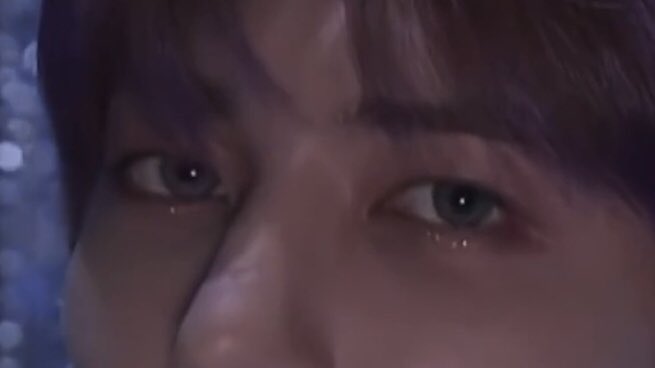 ً (@tyunseyes) on Twitter photo 