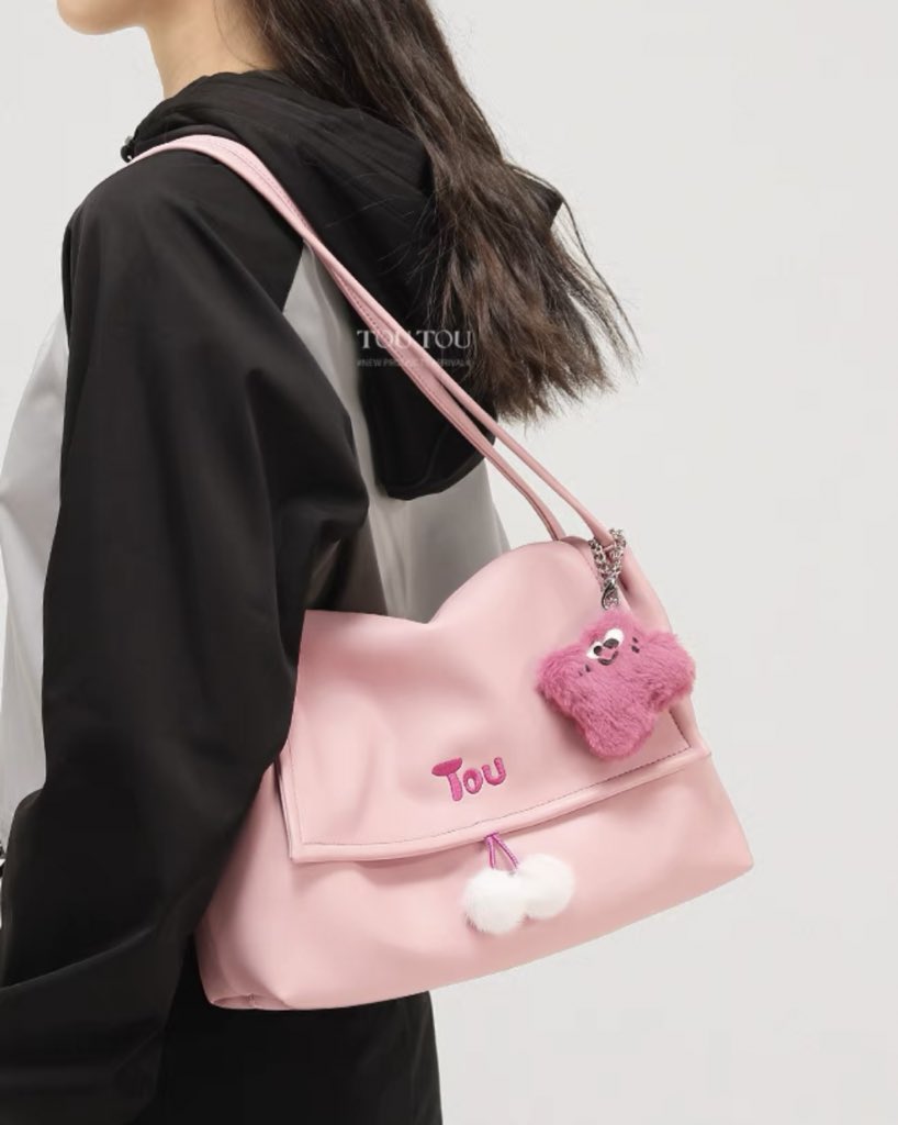 🛍ตั้งตารอ TOUTOU Studio ตอนนี้ super sale 80% ลดตาแตกเว่อมาก

ꔛใส่ไอแพด หนังสือ ได้
ꔛ หนังนุ่มกันน้ำเปื้อนยาก
ꔛ ปรับสายสั้น-ยาวได้
ꔛ ขนาด30*20*11cm

🌷ปกติ 1300+ ขนมาลด80%!
🌷เหลือ 319฿ ทุกสี
✅แถมพวงกุญแจทุกใบ✅

เมนชั่นจองเช่น cherry 1
ล็อคแอคทักไลน์page.line.me/cherrypop