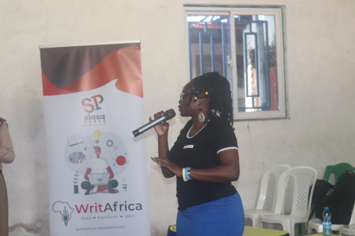 AjendaKenya's tweet photo. We conducted a public baraza in Chaani Ward Half London in collaboration with @siasaplace to sensitize the youth on their role in ensuring good governance and how they can engage in the decision making process at the County level. https://t.co/fIN9MUw16v