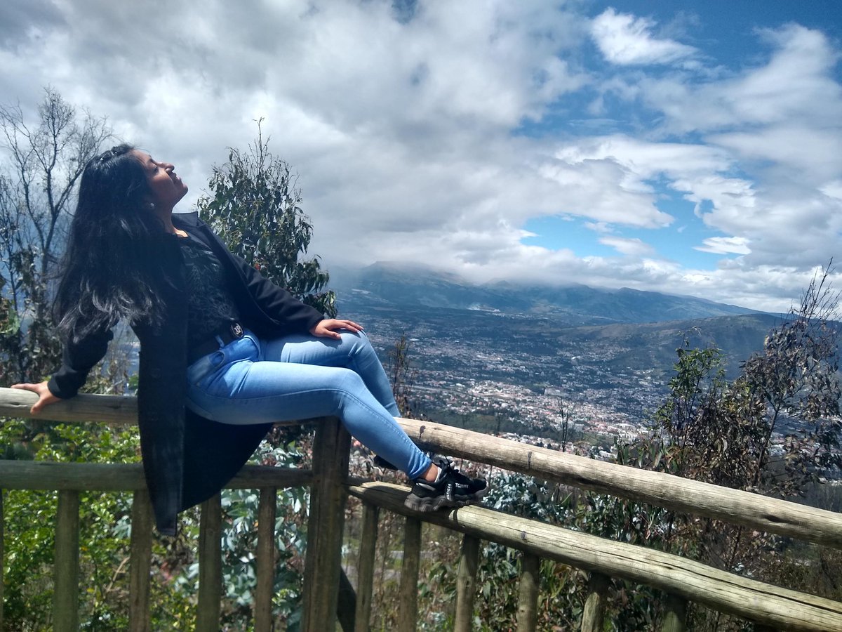 AnabelJuanga's tweet photo. La vida no tiene que ser perfecta para ser Maravillosa 💕
#amorpropio 
#FelizJueves 
#ViajeEnElTiempo 
#perfecto https://t.co/uRMHvNNMLB
