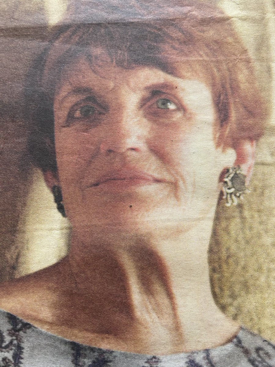 RenataOjerada's tweet photo. Mañana #LynneKurzeknabe recibe el #Discantus que ofrece la #CoralCantaLaredo Fue pionera en #Cantabria primera directora de Coro y Orquesta #investigadora #musicologa descubridora de maestros de capilla #GarciaCarrasquedo Premio Nacional Disco ….etc etc etc 👏👏👏 https://t.co/ZVDECFsvYa
